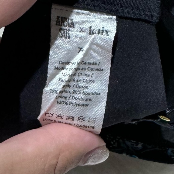 ⬇️$50 Knix Anna Sui special edition wingwoman bra size 7+ - Picture 6 of 6